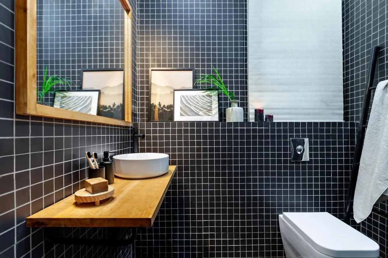 Depok - 2 Bedrooms And Balcony In Eixample Dreta Barcellona 0*,  Spagna