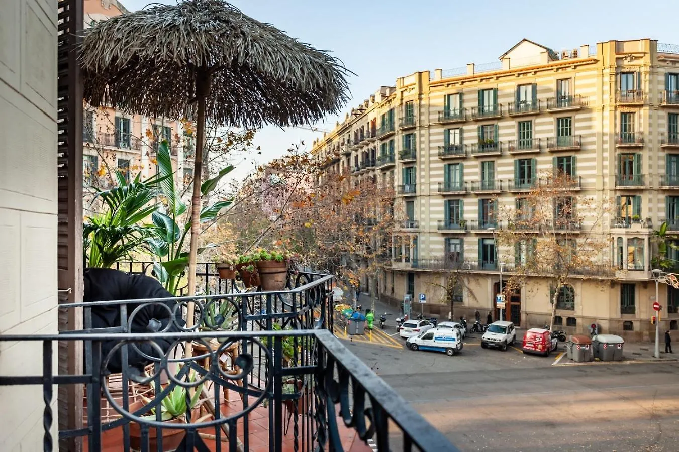 Depok - 2 Bedrooms And Balcony In Eixample Dreta Barcellona
